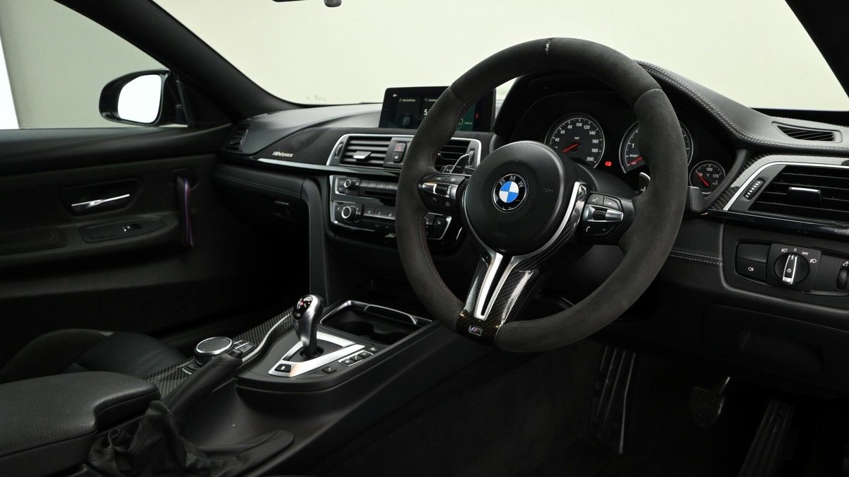 BMW M4 Image 3