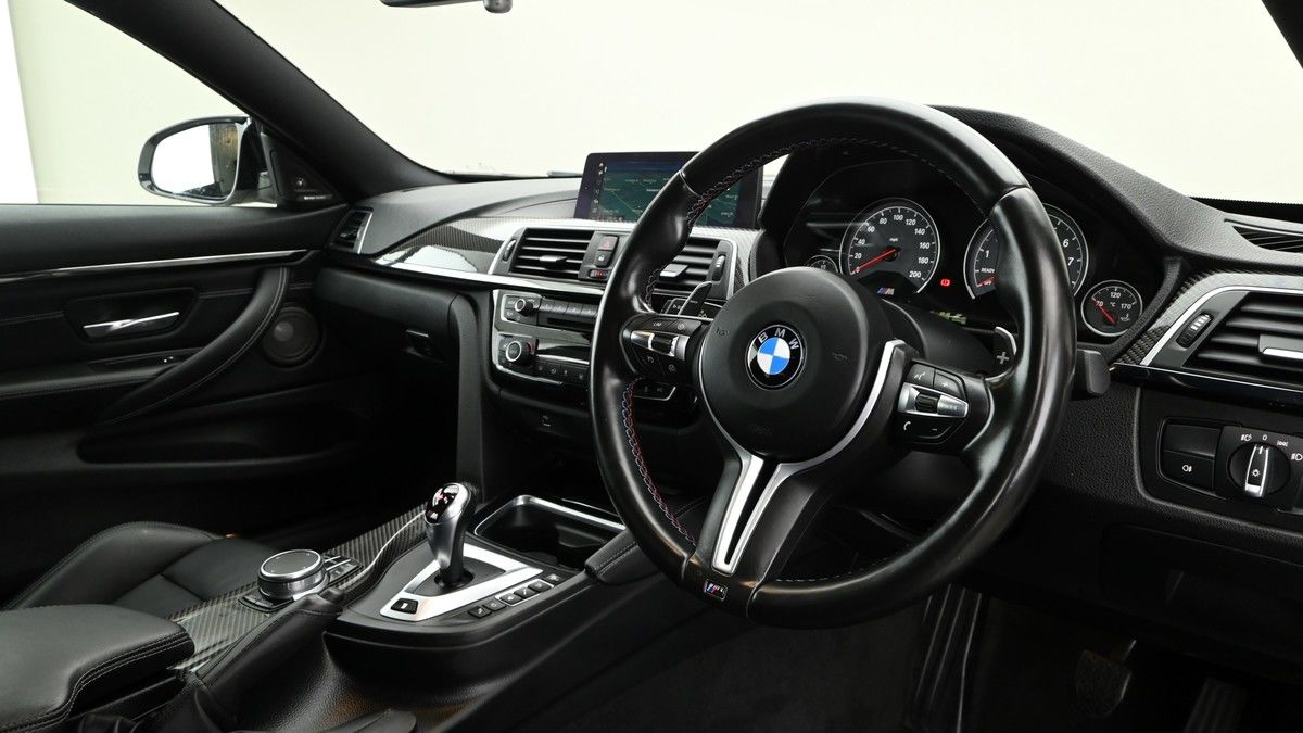 BMW M4 Image 3