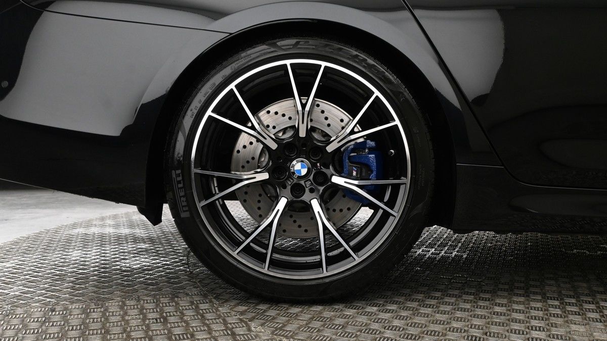 BMW M5 Image 9