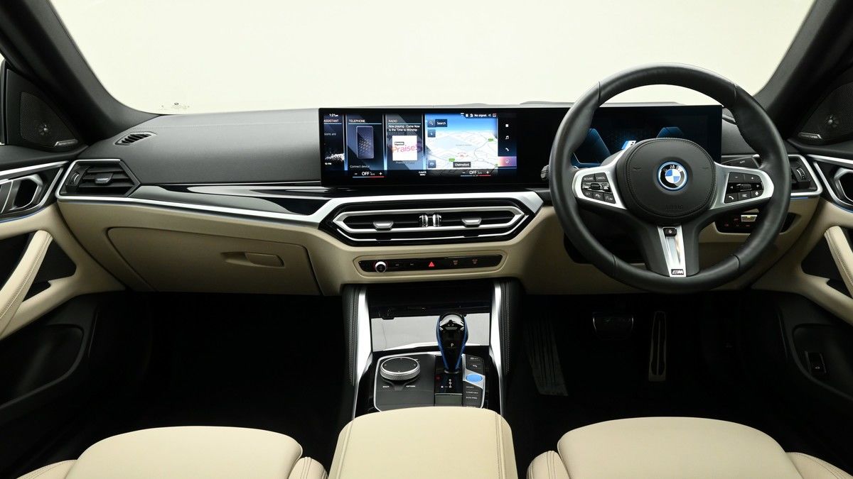 BMW i4 Image 14