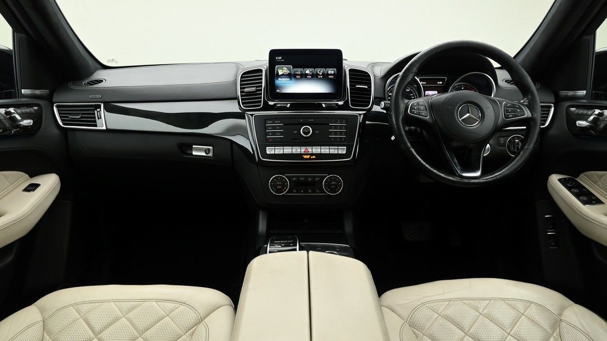 Mercedes-Benz GLS Image 14