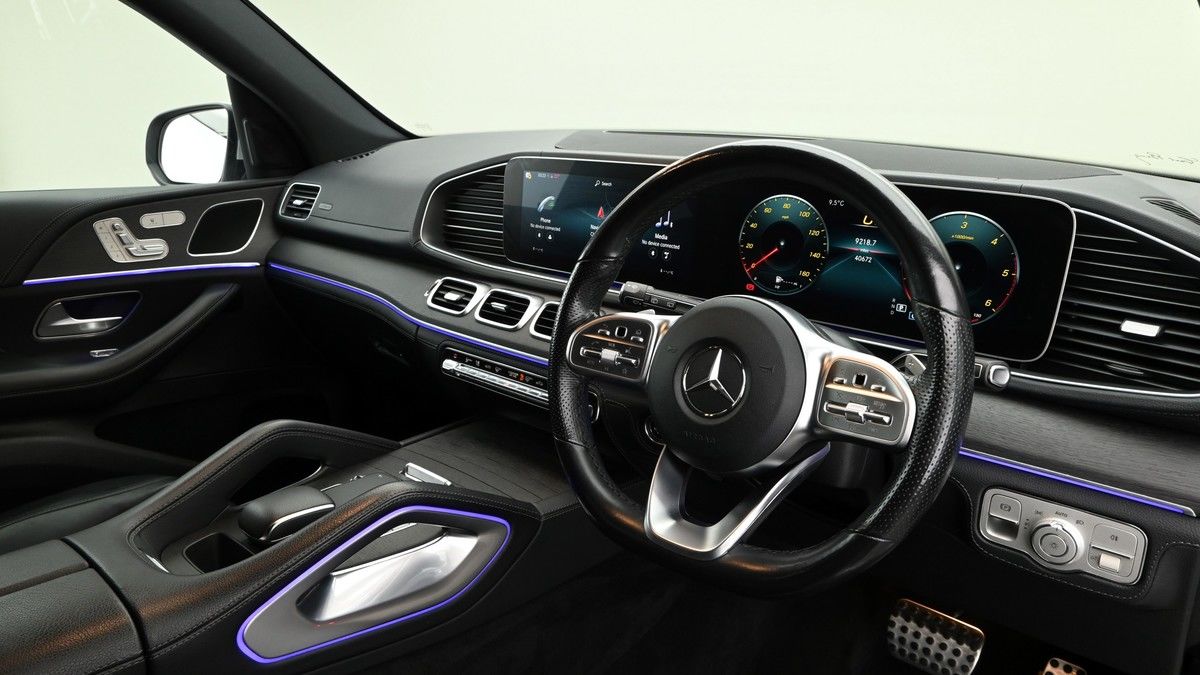 Mercedes-Benz GLE Image 6