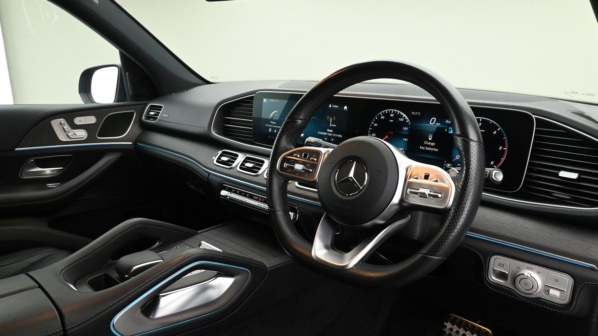 Mercedes-Benz GLE Image 3