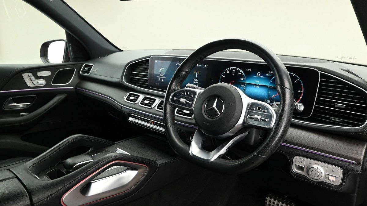 Mercedes-Benz GLE Image 3