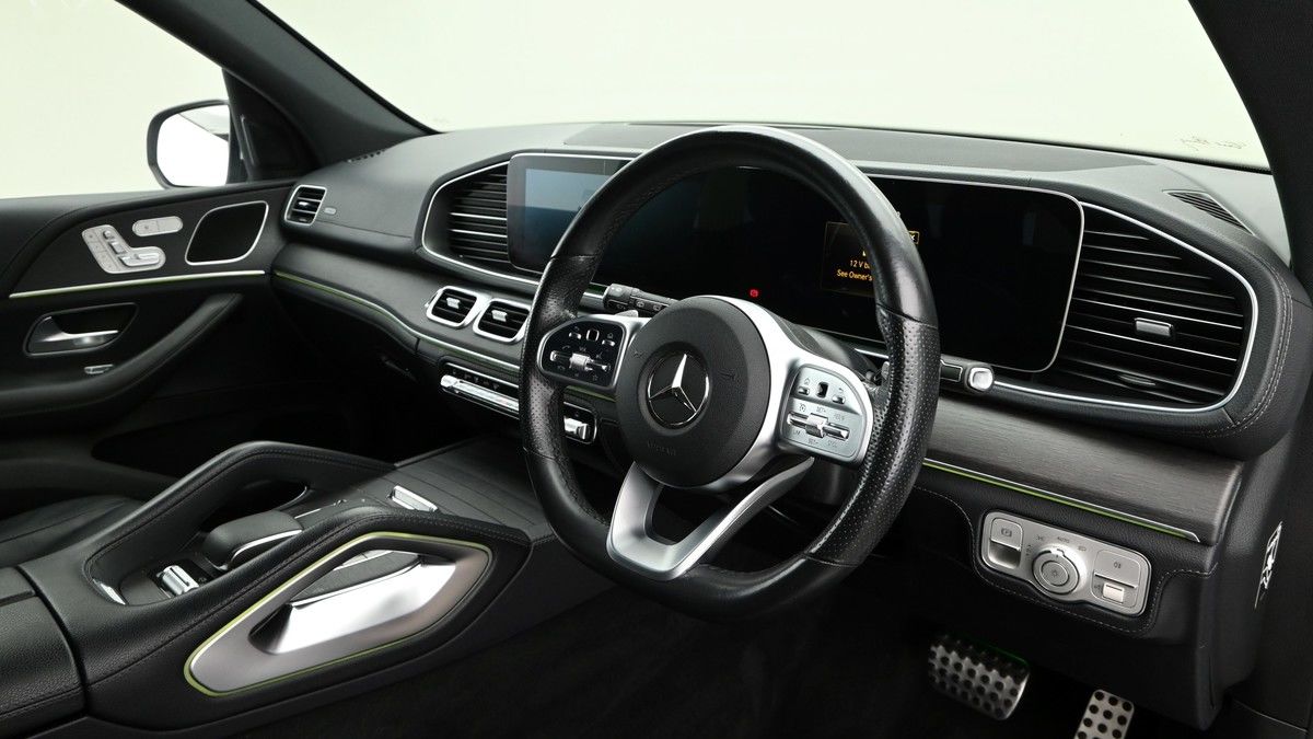 Mercedes-Benz GLE Class Image 3