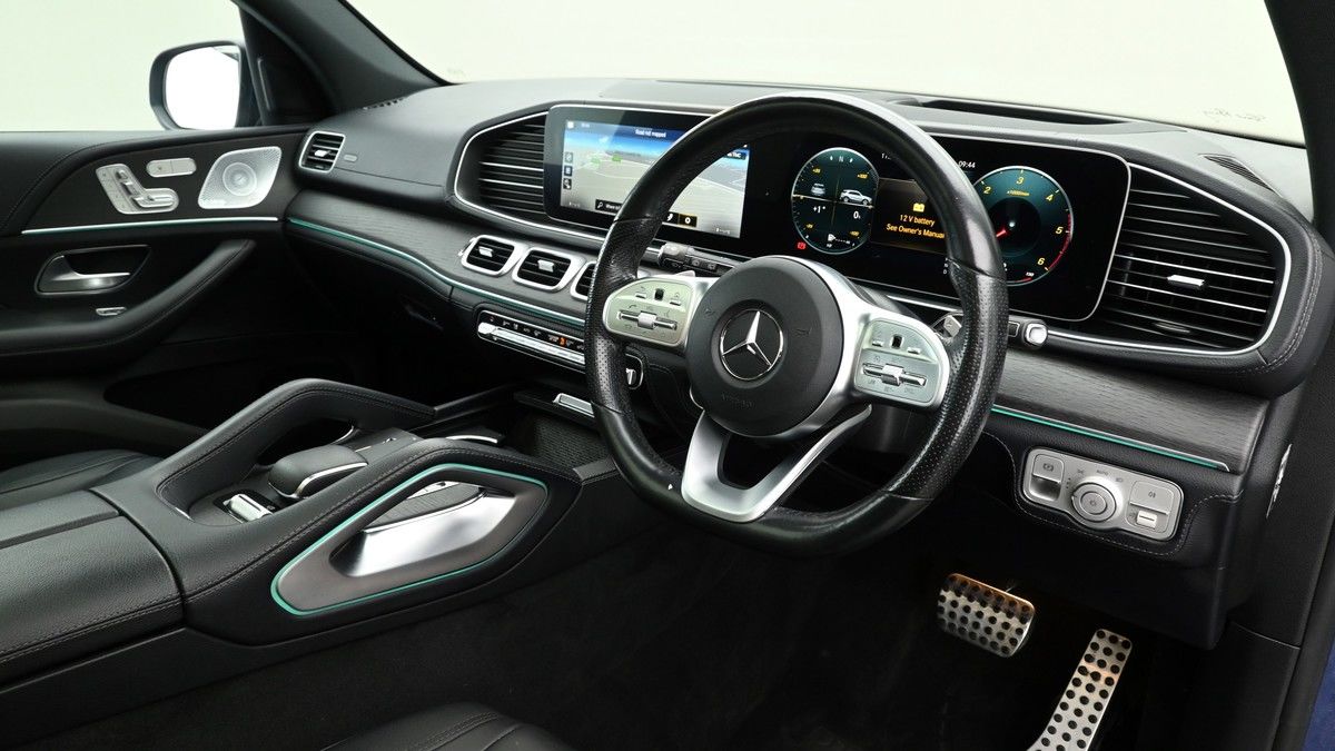 More views of Mercedes-Benz GLE