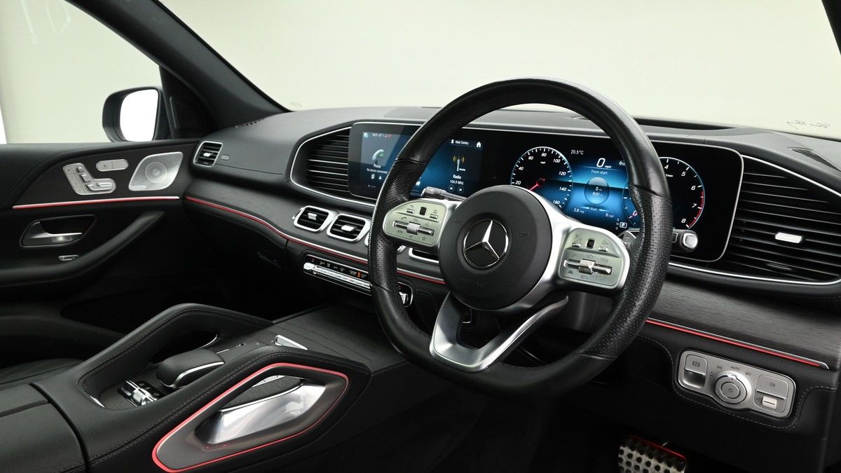 Mercedes-Benz GLE Image 3