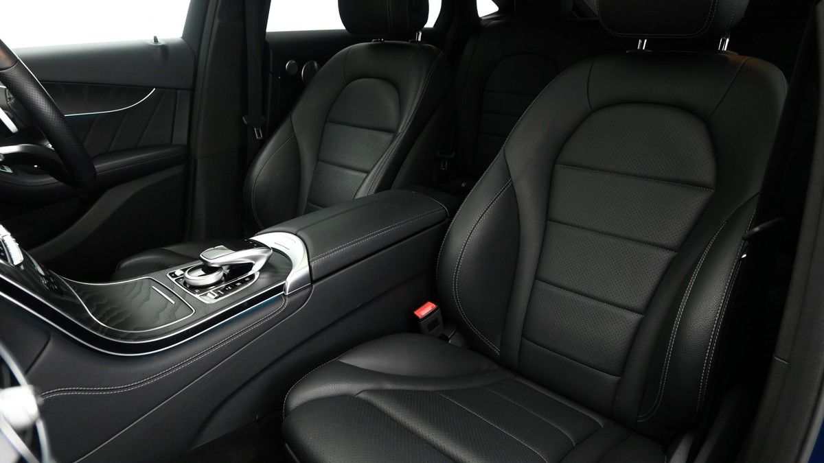 Mercedes-Benz GLC Image 4