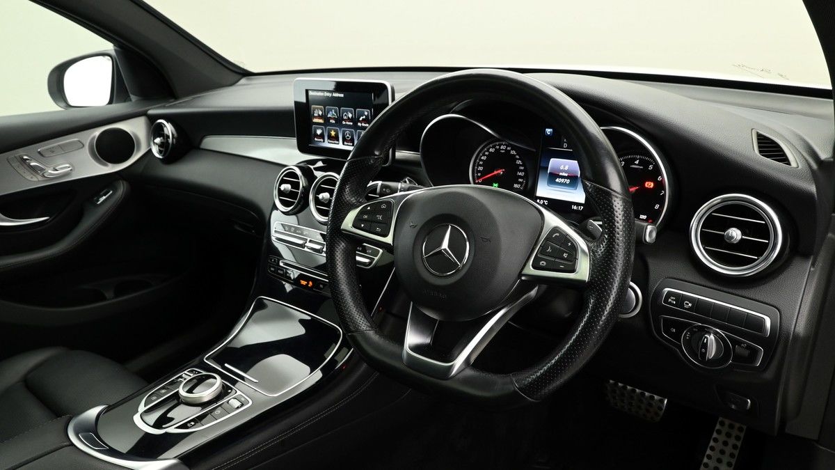 Mercedes-Benz GLC Image 3