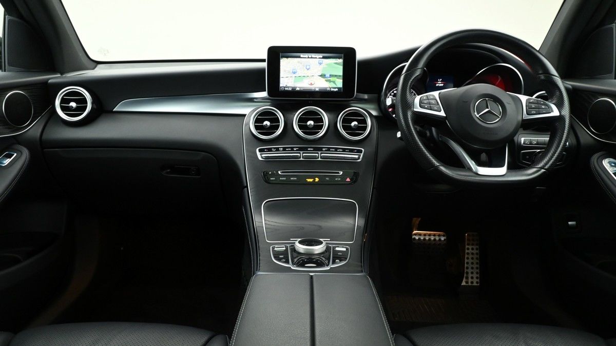 Mercedes-Benz GLC Image 14