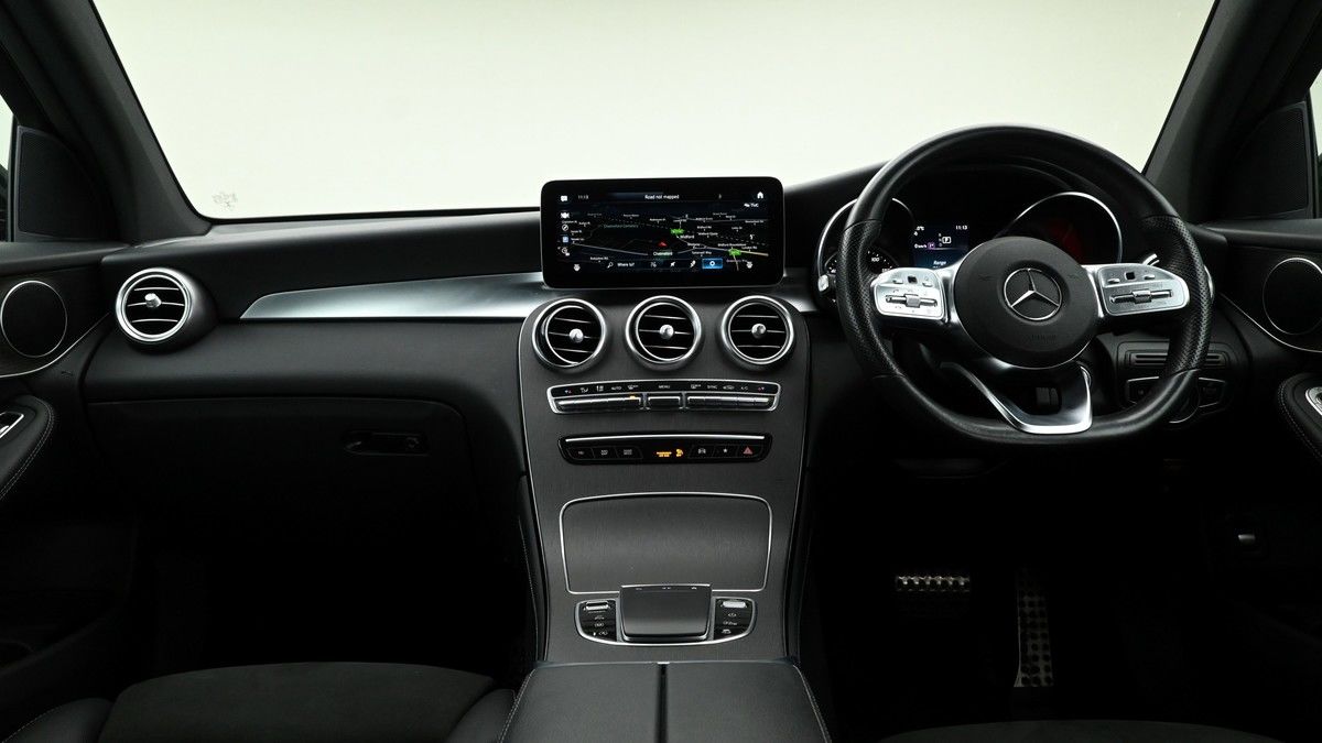 Mercedes-Benz GLC Image 13