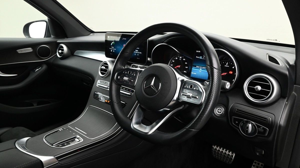 Mercedes-Benz GLC Image 3