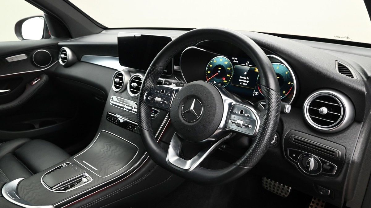 Mercedes-Benz GLC Image 3