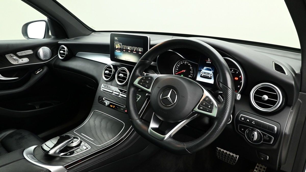 Mercedes-Benz GLC Image 3