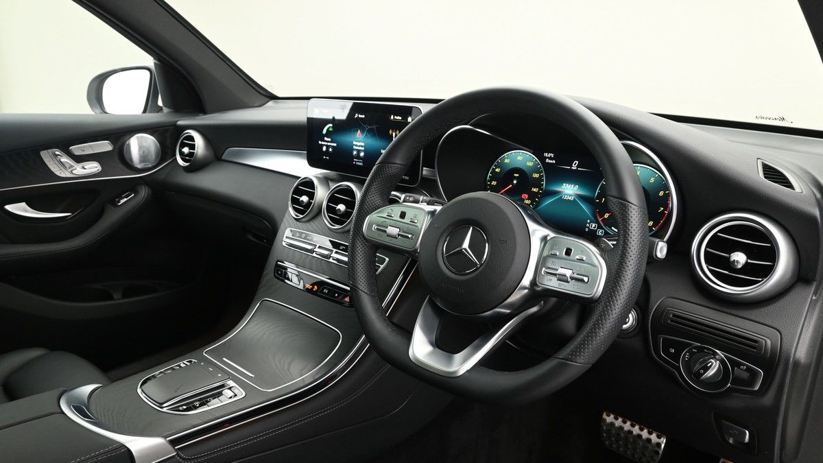 Mercedes-Benz GLC Image 3