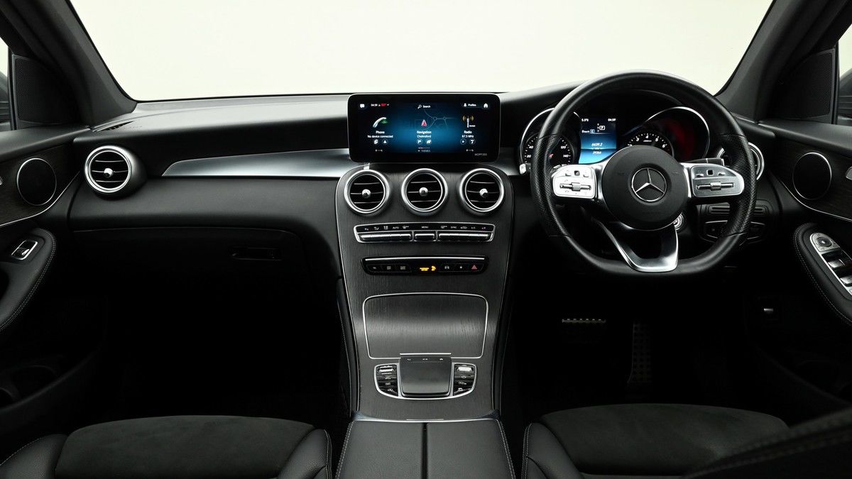 Mercedes-Benz GLC Image 14