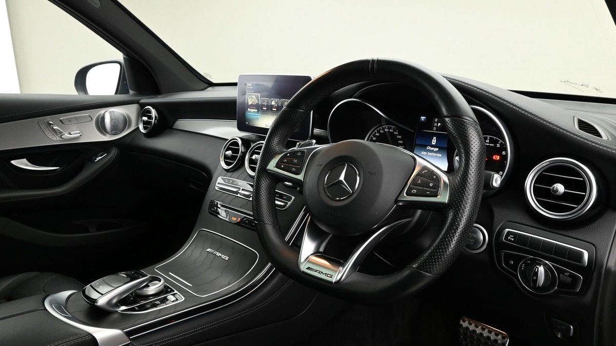 Mercedes-Benz GLC Image 3