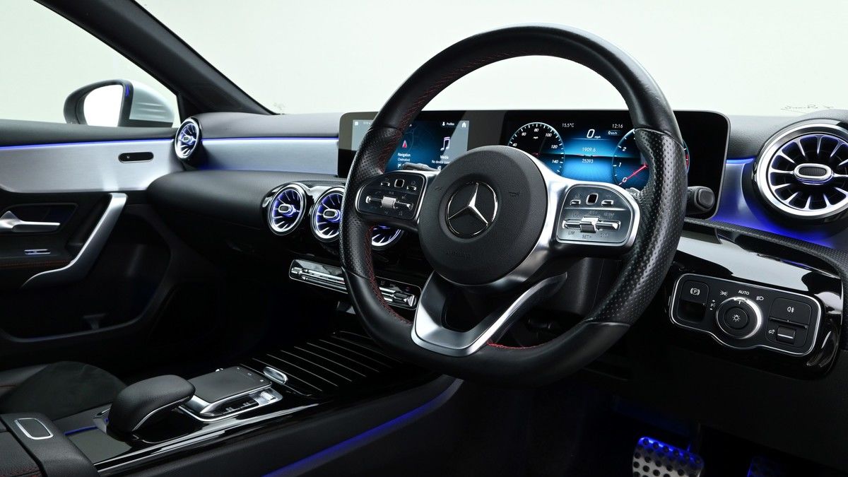 Mercedes-Benz A Class Image 3