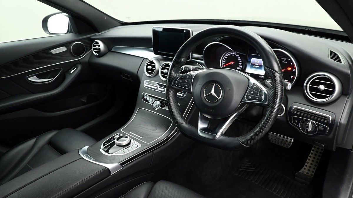 Mercedes-Benz C Class Image 3