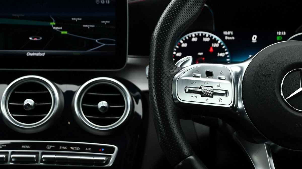 Mercedes-Benz C Class Image 15