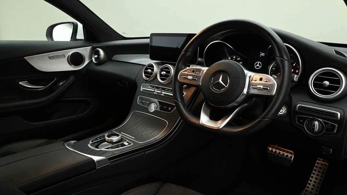 Mercedes-Benz C Class Image 3