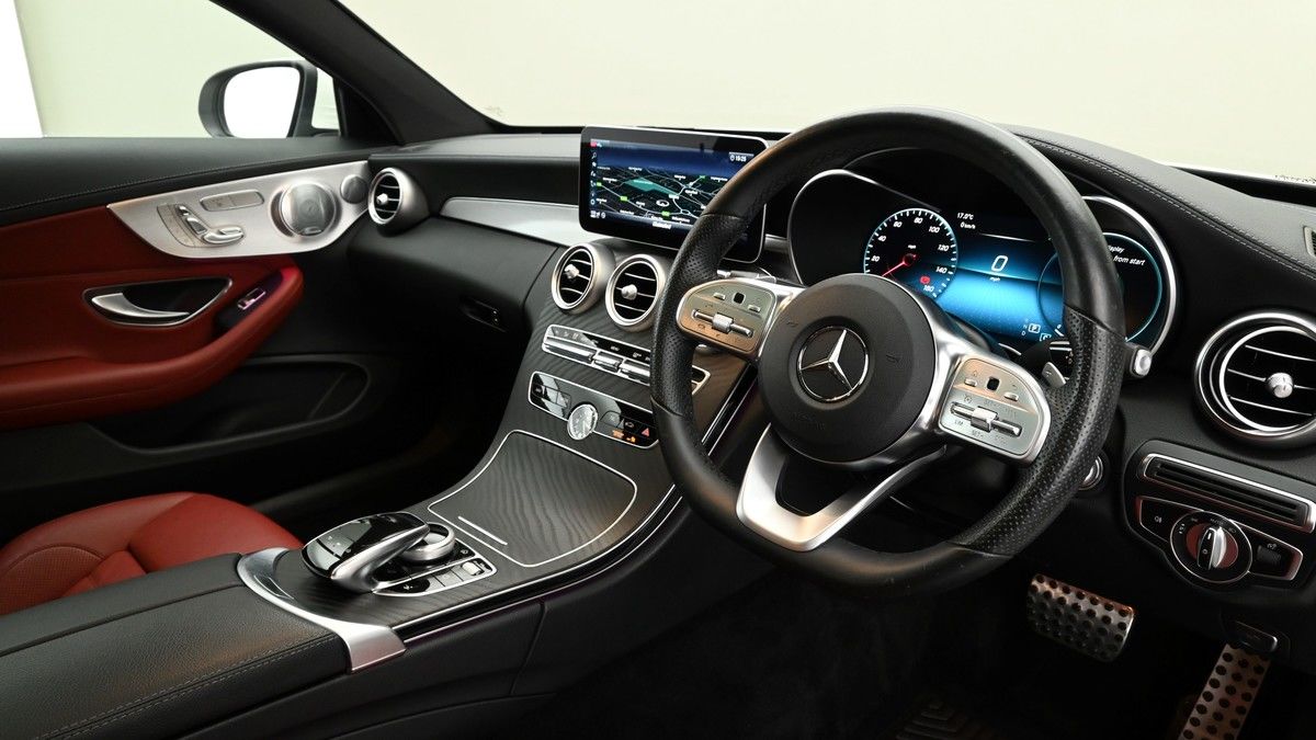 Mercedes-Benz C Class Image 3