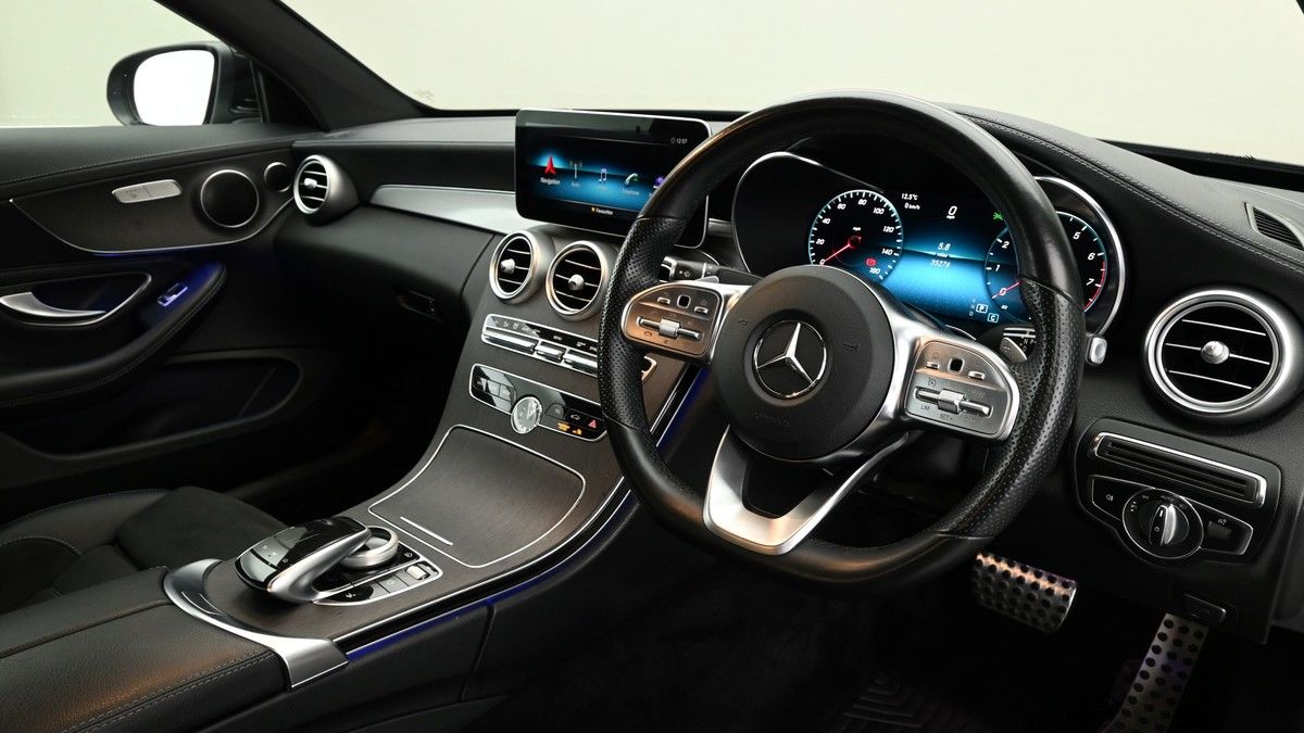 Mercedes-Benz C Class Image 3