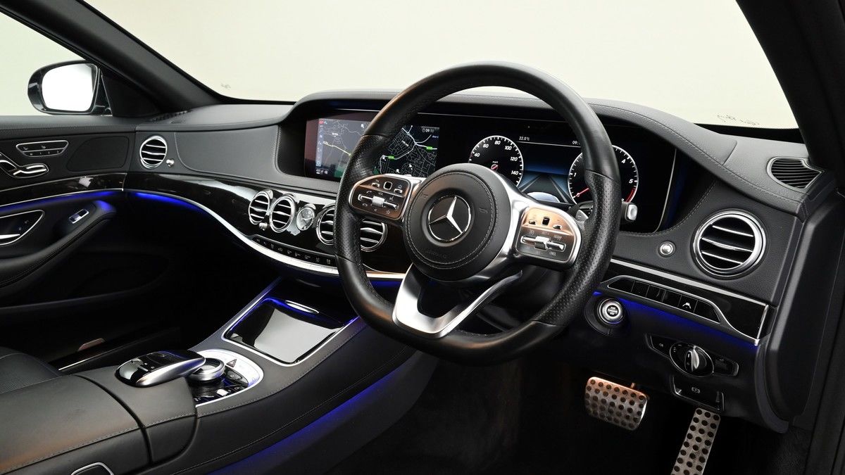 Mercedes-Benz S Class Image 3