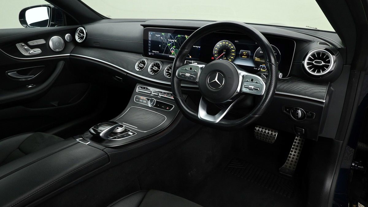 Mercedes-Benz E Class Image 3