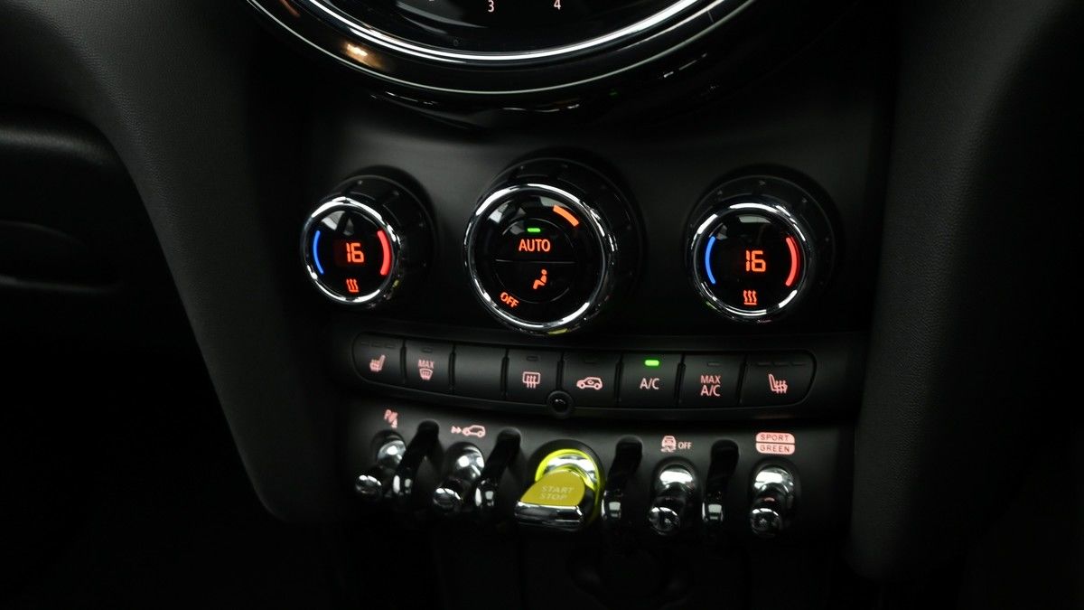 More views of MINI Electric Hatch