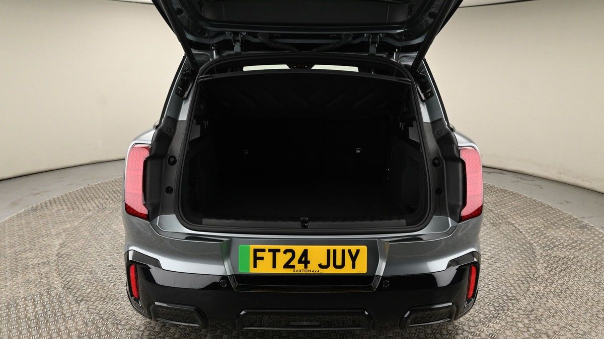 MINI Electric Countryman Image 10