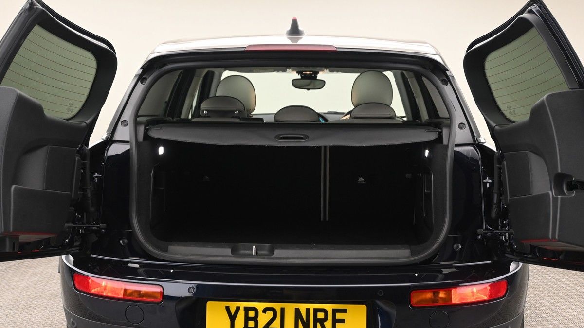 More views of MINI Clubman