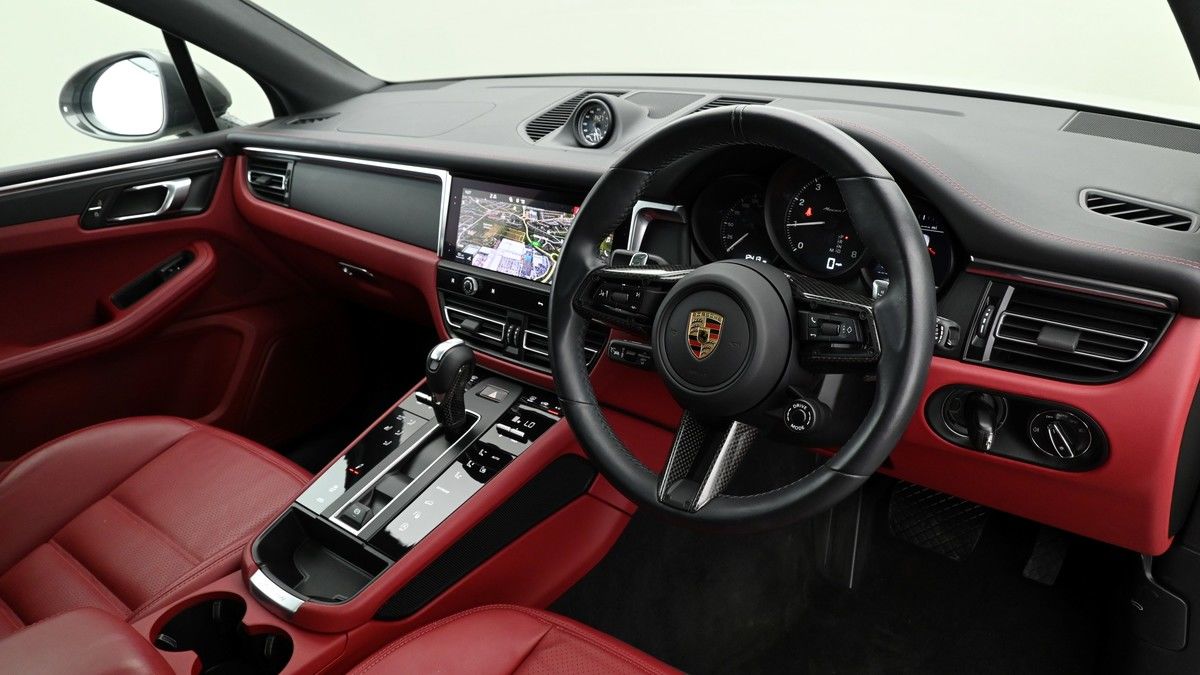 Porsche Macan Image 3