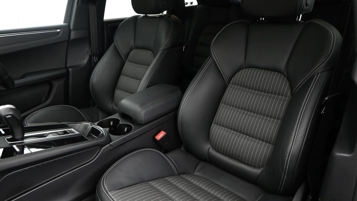 Porsche Macan Image 4