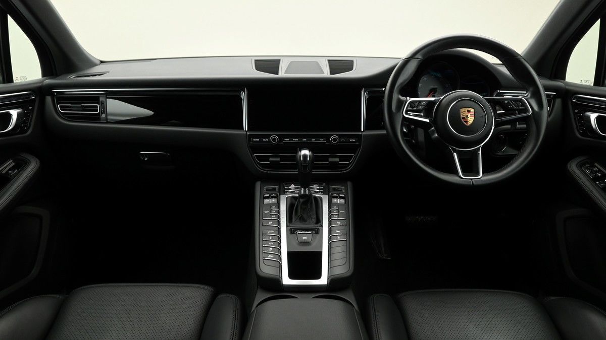 Porsche Macan Image 14