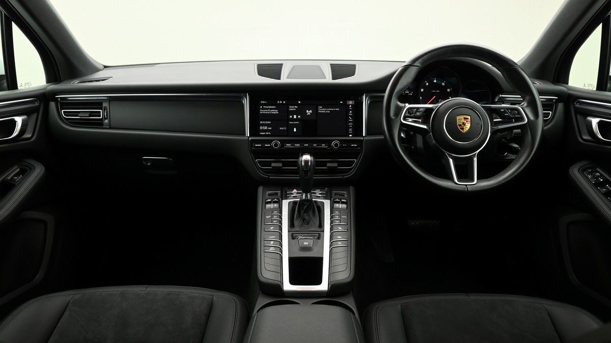 Porsche Macan Image 14