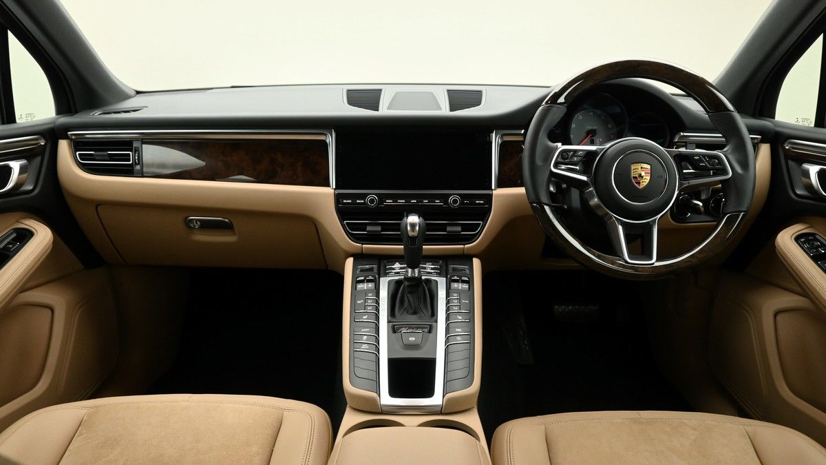 Porsche Macan Image 14