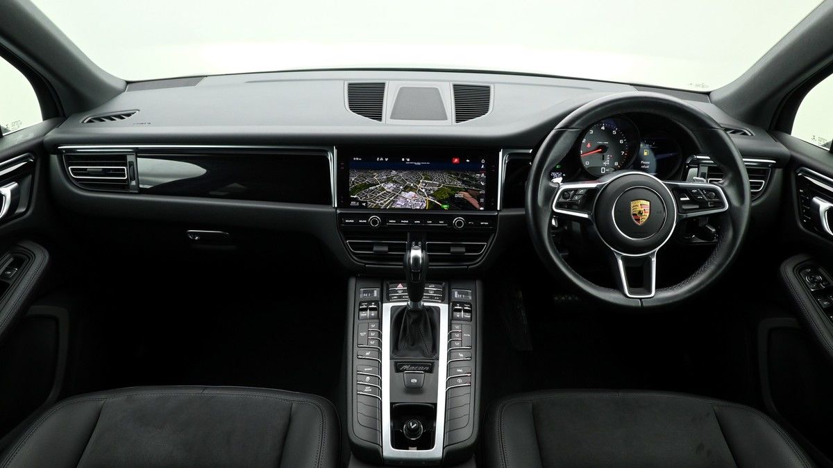 Porsche Macan Image 14