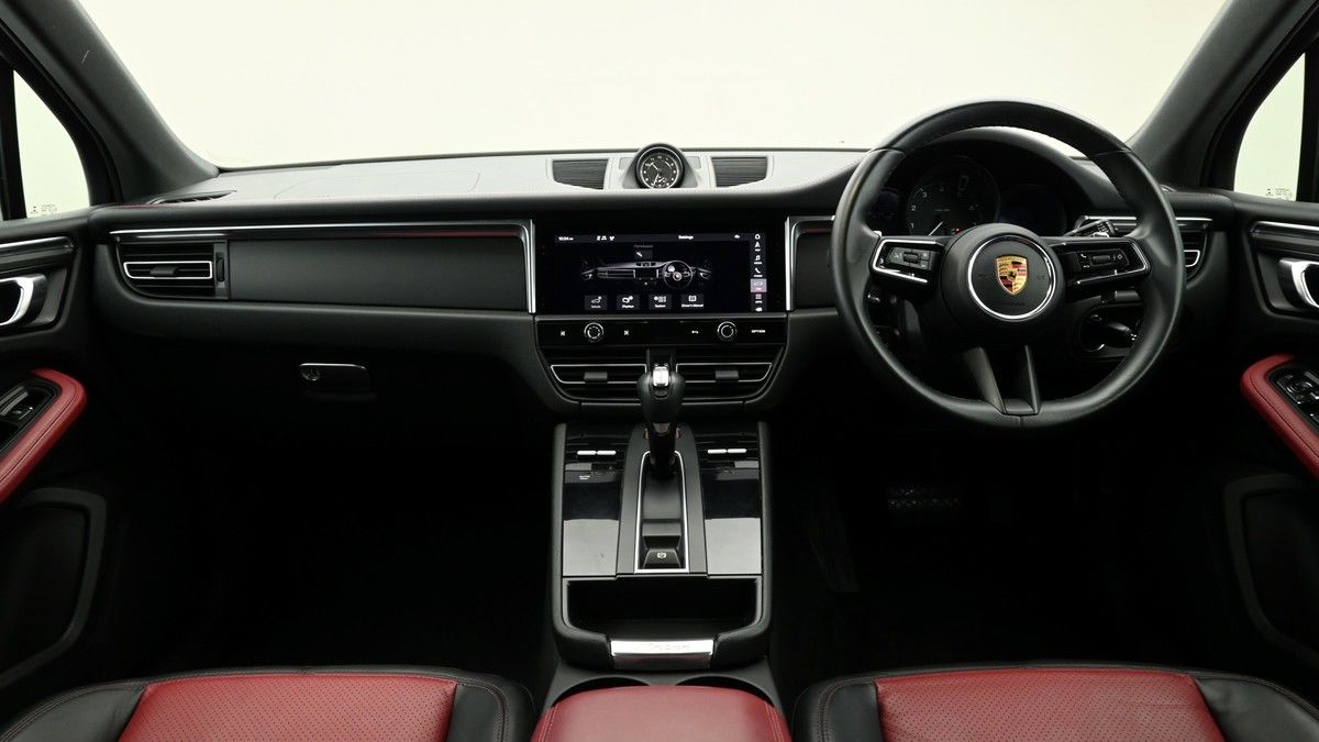 Porsche Macan Image 14