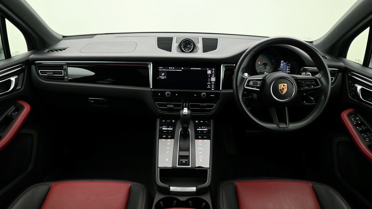 Porsche Macan Image 14