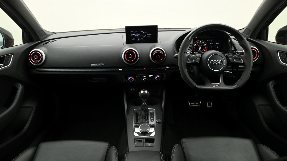 Audi RS3 Image 14