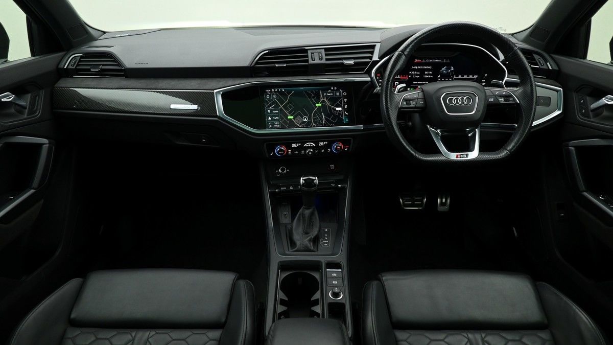 Audi RS Q3 Image 14