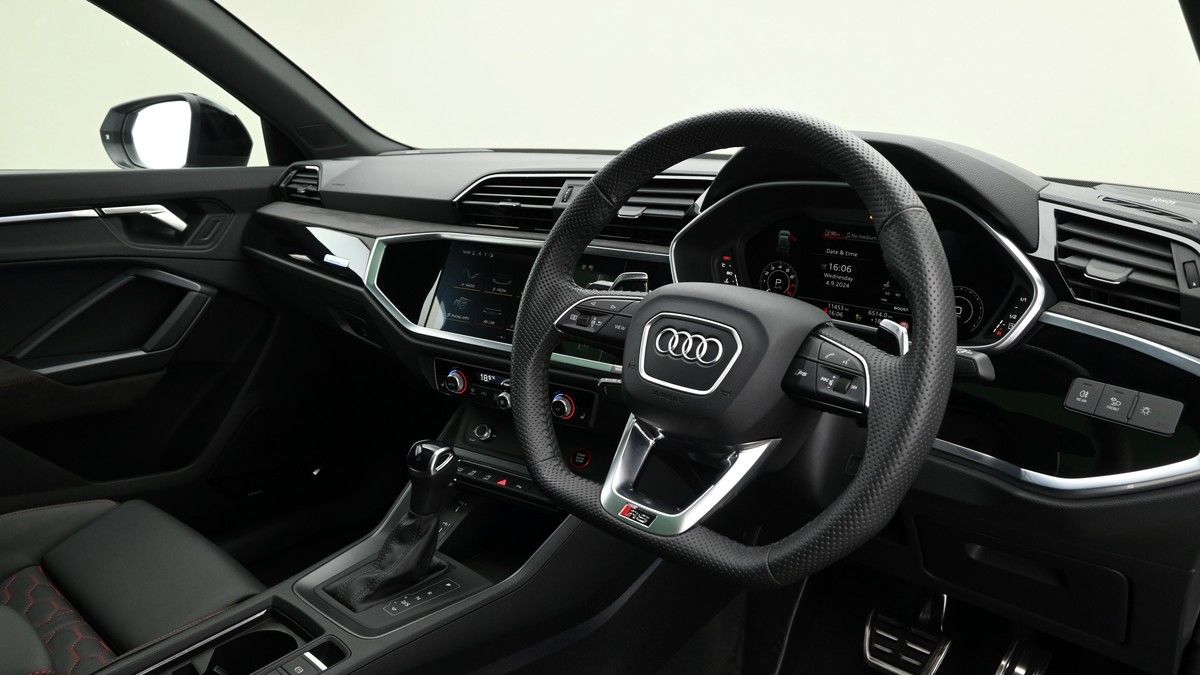 More views of Audi RS Q3