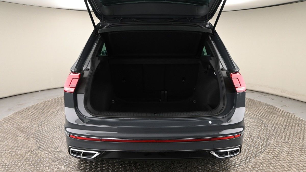 More views of Volkswagen Tiguan