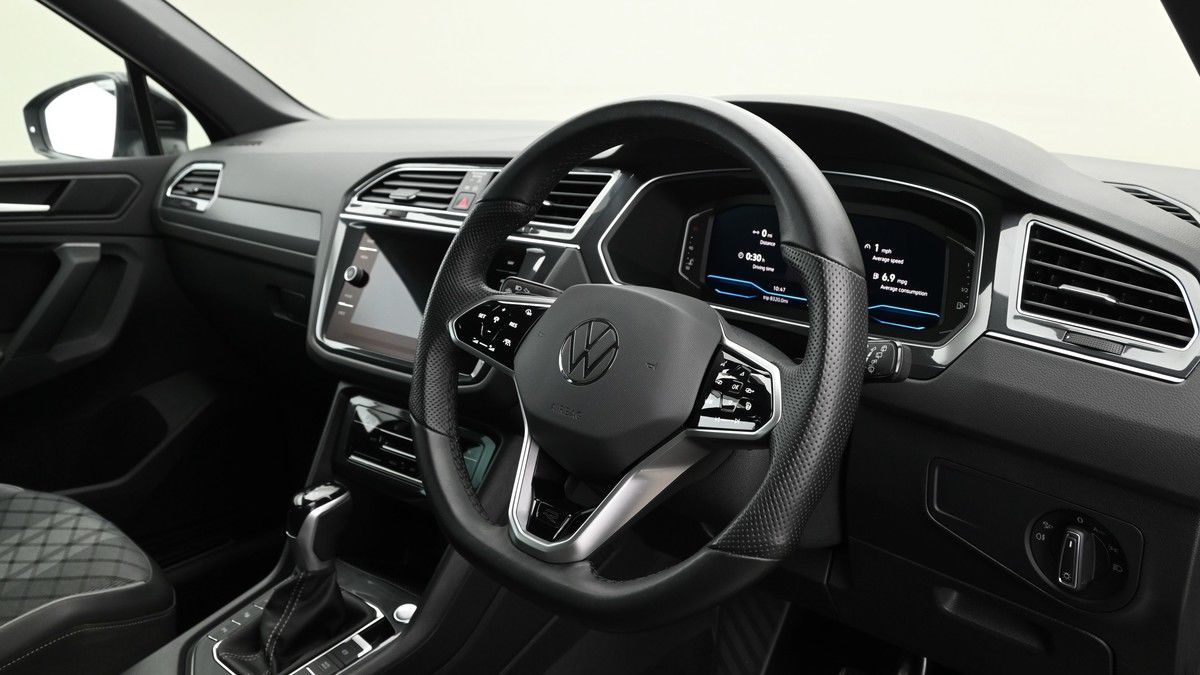 More views of Volkswagen Tiguan