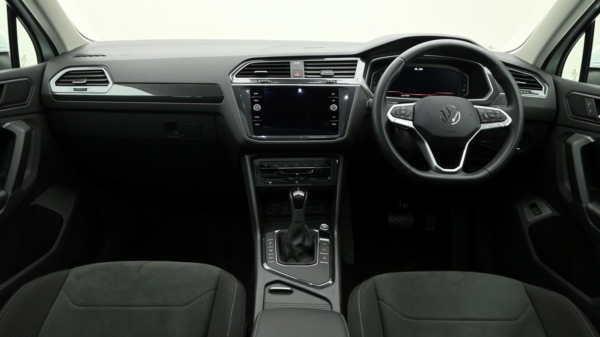 More views of Volkswagen Tiguan