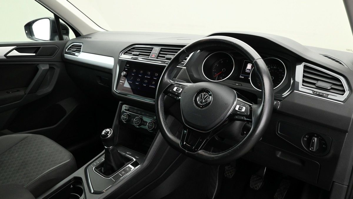 Volkswagen Tiguan Image 3