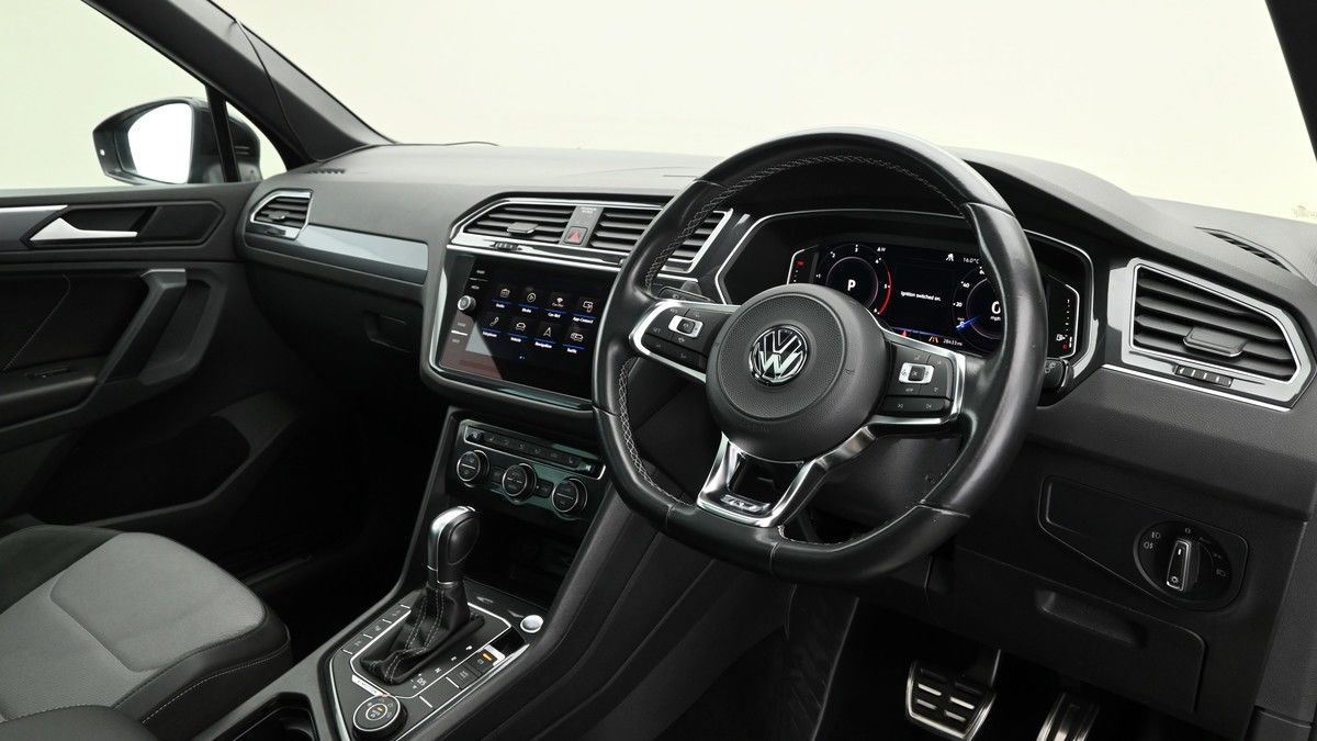 More views of Volkswagen Tiguan