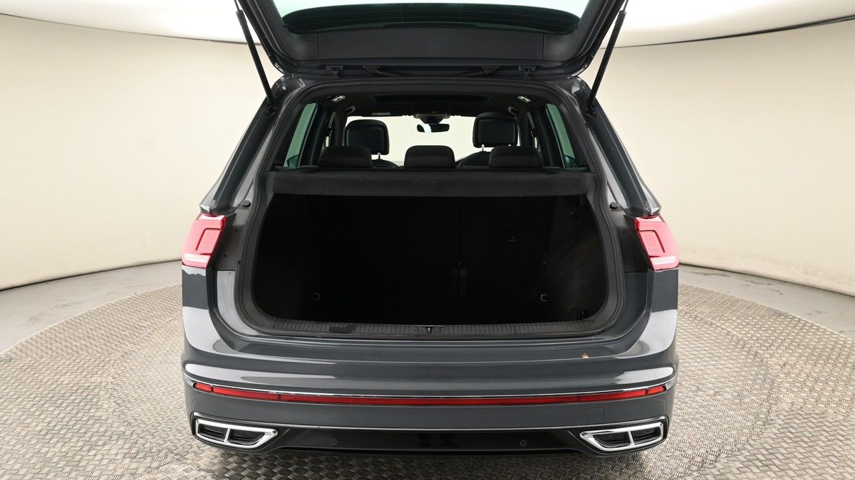 Volkswagen Tiguan Image 10