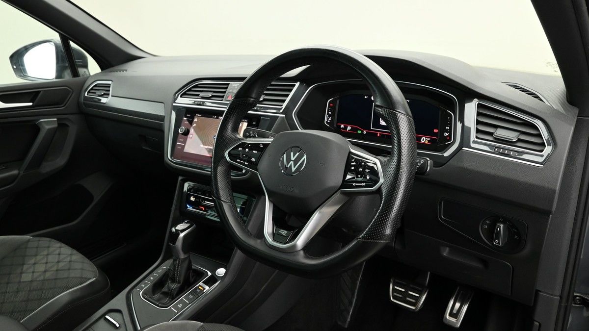 Volkswagen Tiguan Image 3